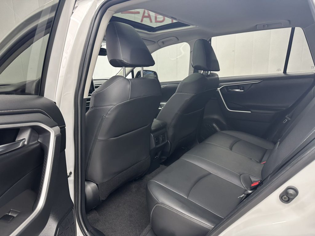 Toyota RAV4 2021 2.0L CVT 2WD Style PLUS Edition - Huishida Trading