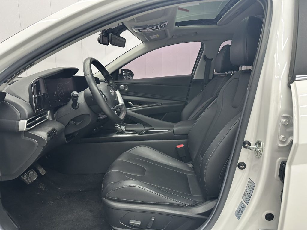 Hyundai Elantra 2021 1.5L CVT LUX Premium - Huishida Trading