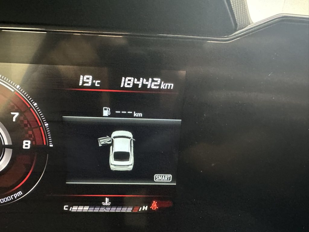 Hyundai Elantra 2021 1.5L CVT LUX Premium - Huishida Trading