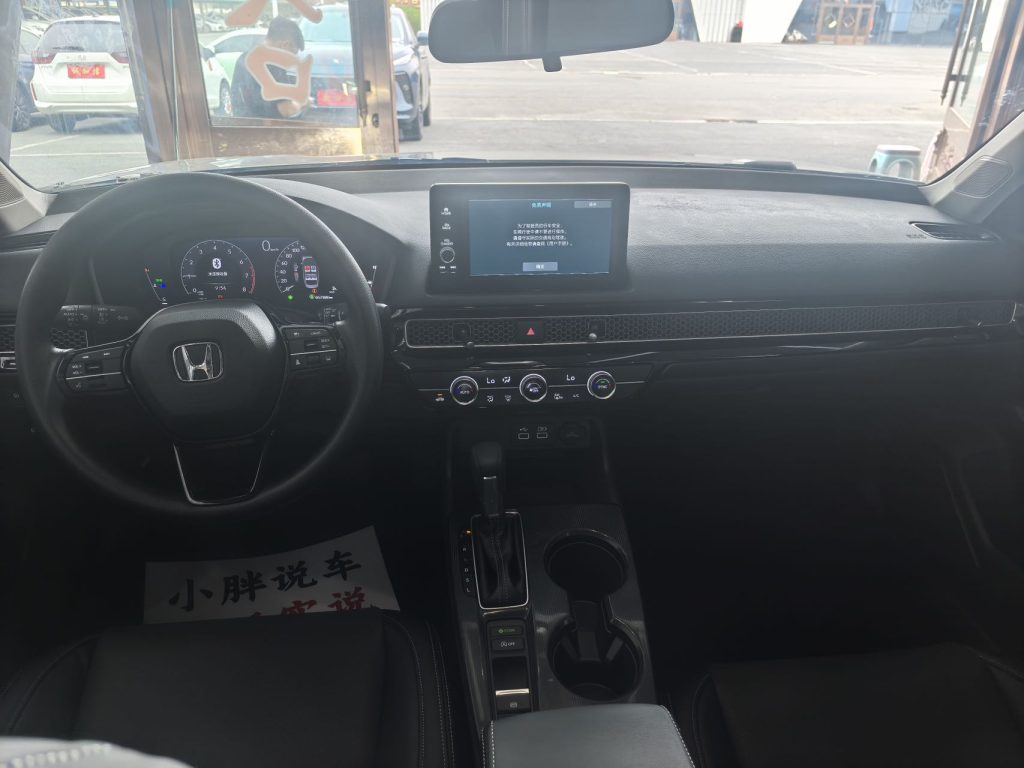 Civic 2022 240TURBO CVT Power Edition - Huishida Trading