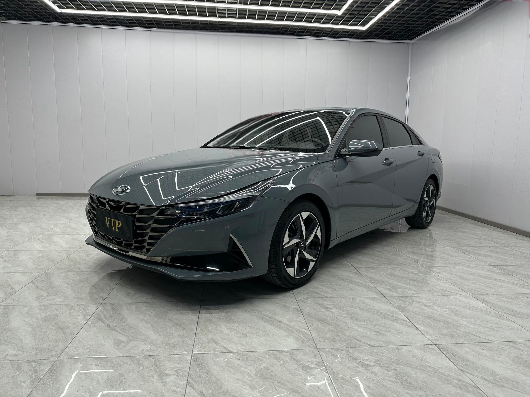 Hyundai Elantra 2021 1.5L CVT LUX Premium (2WD)