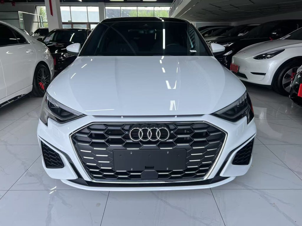 Audi A3 2021 Sportback 35 TFSl Fashion Sport - Huishida Trading