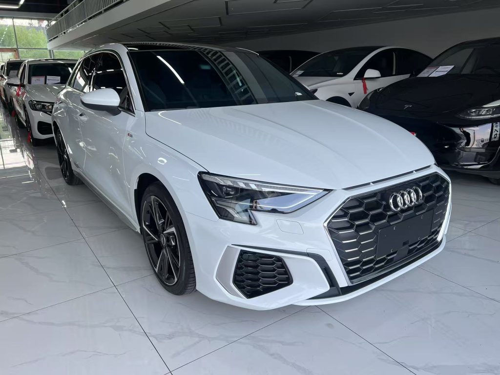 Audi A3 2021 Sportback 35 TFSl Fashion Sport - Huishida Trading