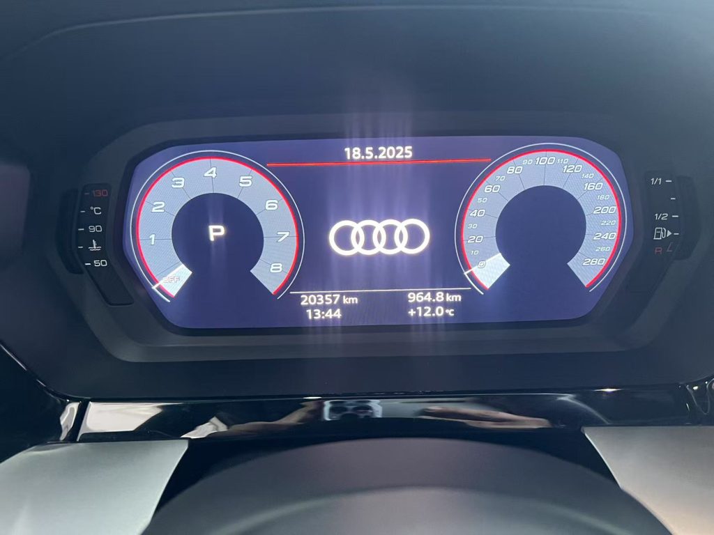 Audi A3 2021 Sportback 35 TFSl Fashion Sport - Huishida Trading