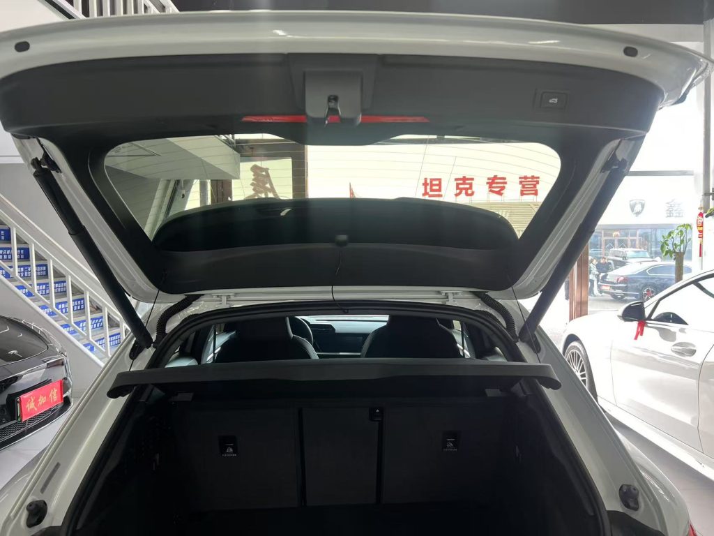 Audi A3 2021 Sportback 35 TFSl Fashion Sport - Huishida Trading