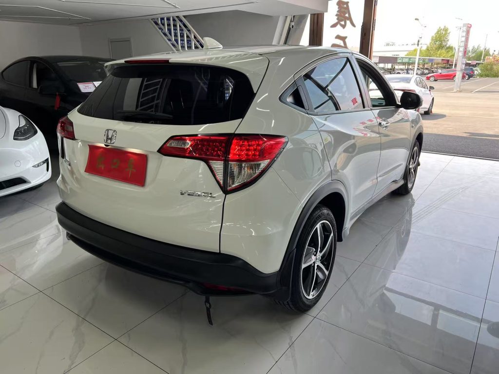 Honda VEZEL 2020 1.5L CVT Pioneer Edition - Huishida Trading