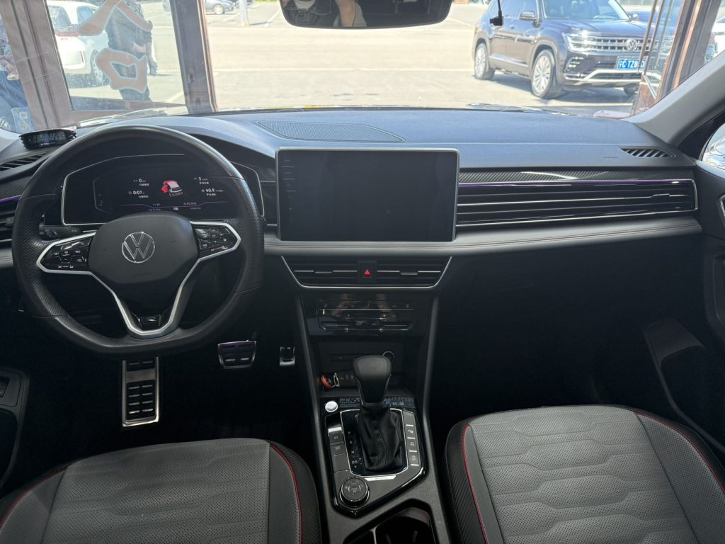 Volkswagen Tiguan L 2022 380TSl Auto 4WD R-Line Signature 7-Seater - Huishida Trading