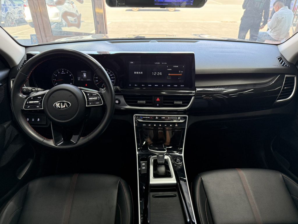 Kia KX3 2021 1.5L CVT Trend Edition - Huishida Trading