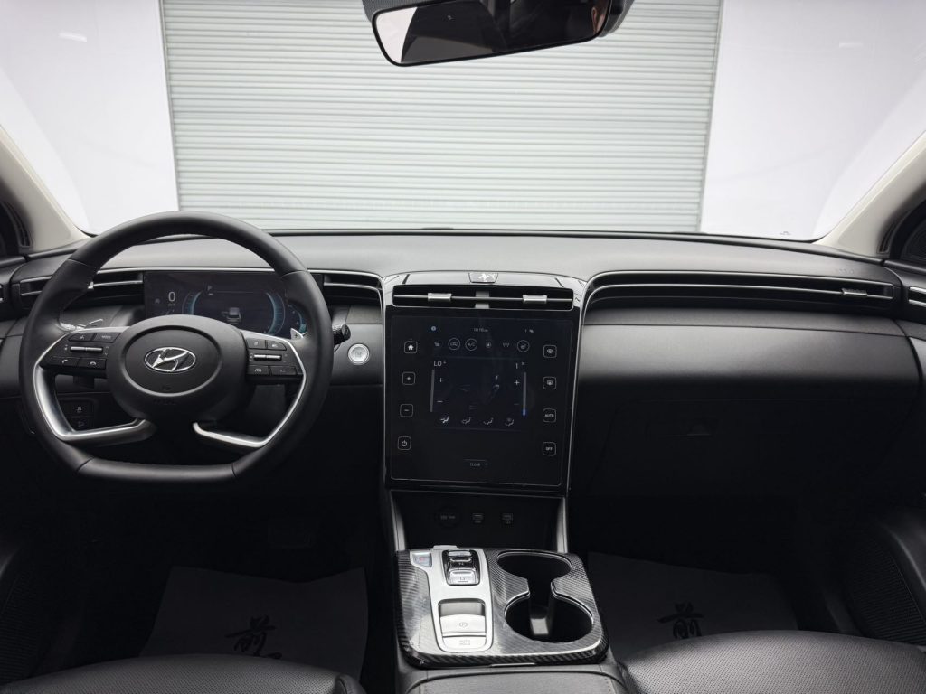 Hyundai Tucson L 2021 1.5T DCT LUX Premium Edition - Huishida Trading