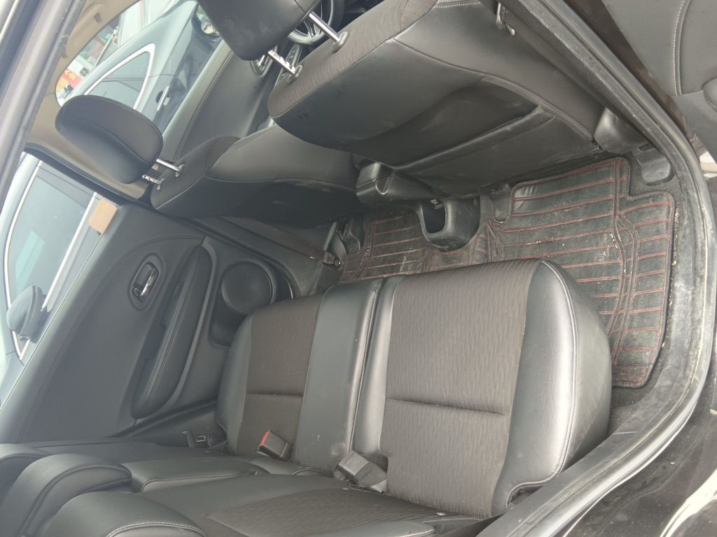 VEZEL 2020 1.5L CVT Luxury Edition - Huishida Trading