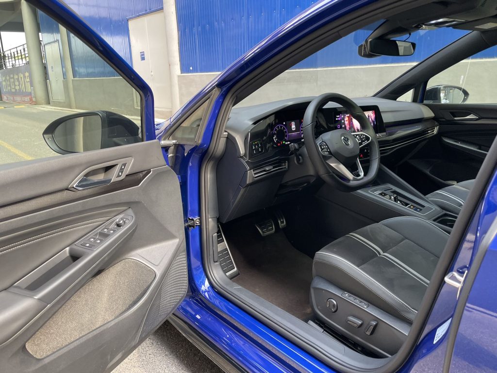 VOLKSWAGEN GOLF 2021 280TSI DSG R-Line - Huishida Trading
