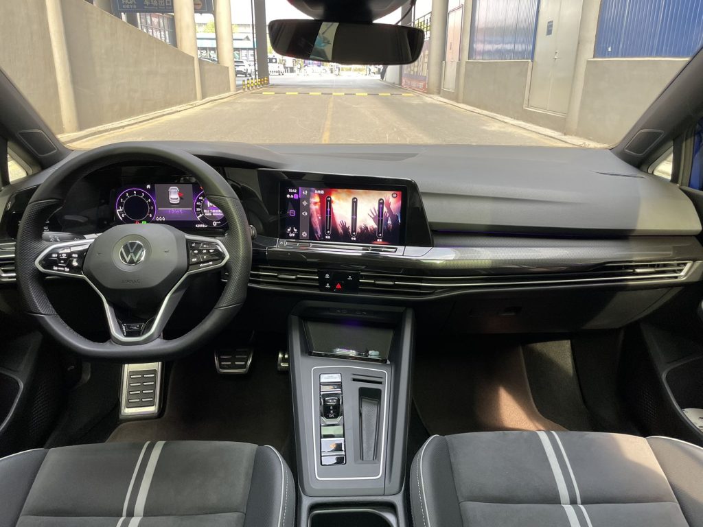 VOLKSWAGEN GOLF 2021 280TSI DSG R-Line - Huishida Trading