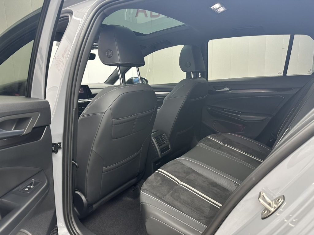 Volkswagen Golf 2021 280TSI DSG R-Line - Huishida Trading