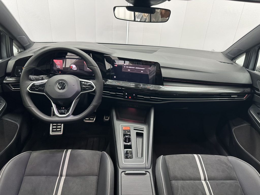 Volkswagen Golf 2021 280TSI DSG R-Line - Huishida Trading