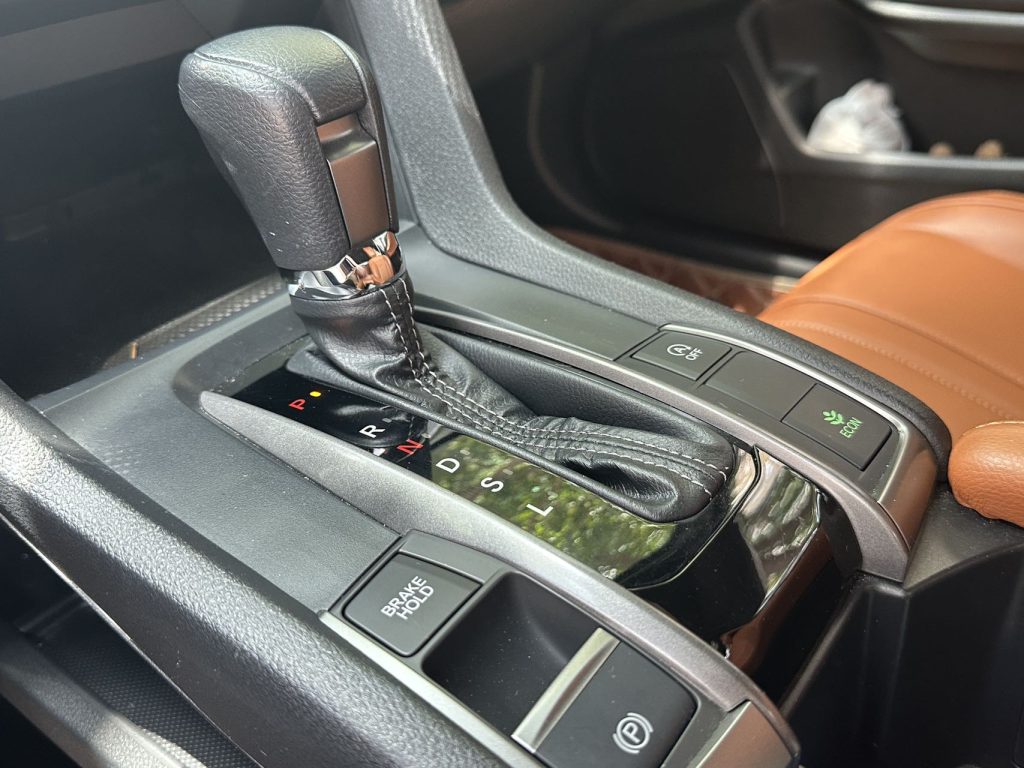 Civic 2021 HATCHBACK 220TURBO CVT NEW CONTROL - Huishida Trading