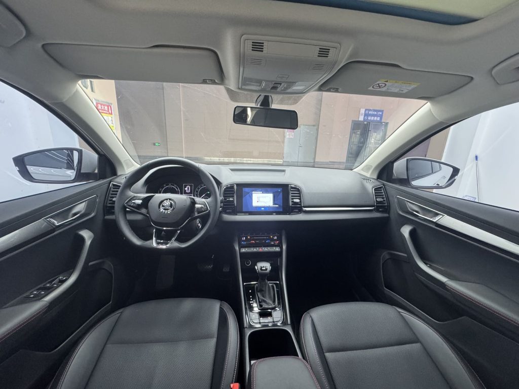 Skoda KAROQ 2021 TSI280 Technology Edition China VI - Huishida Trading