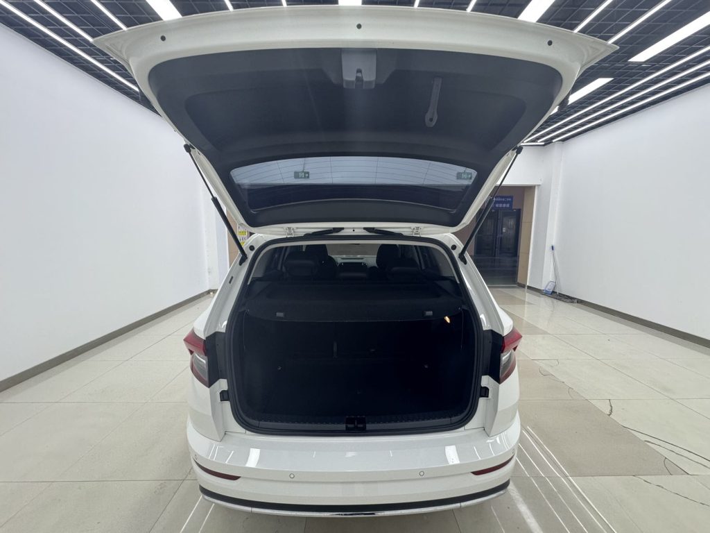 Skoda KAROQ 2021 TSI280 Technology Edition China VI - Huishida Trading