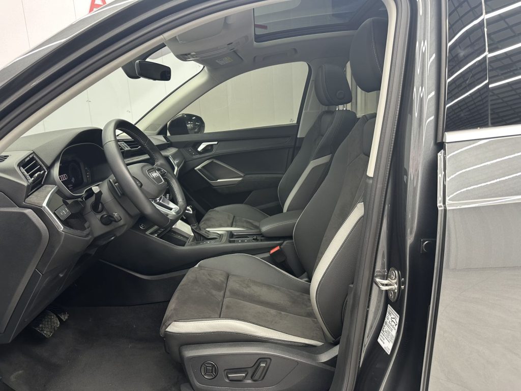 Audi Q3 2022 35 TFSI Fashion Dynamic - Huishida Trading