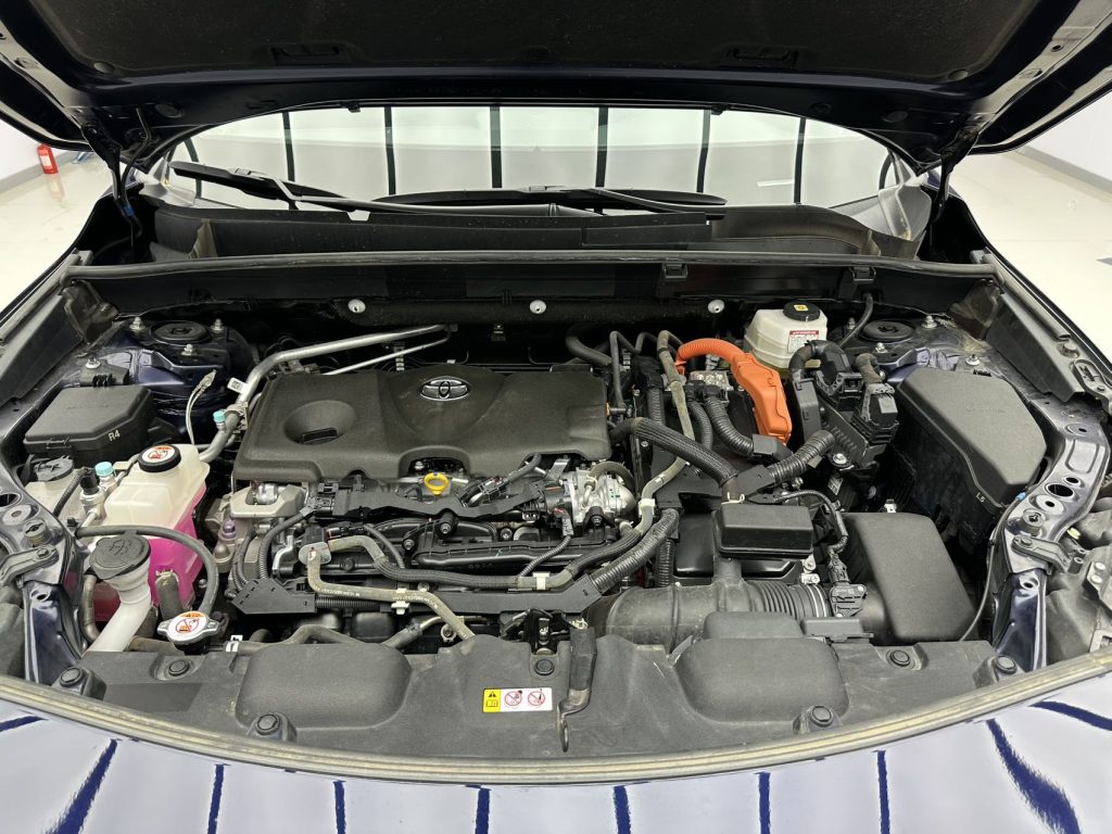 HARRIER 2022 Twin Engine 2.5L CVT 4WD Flagship Edition - Huishida Trading