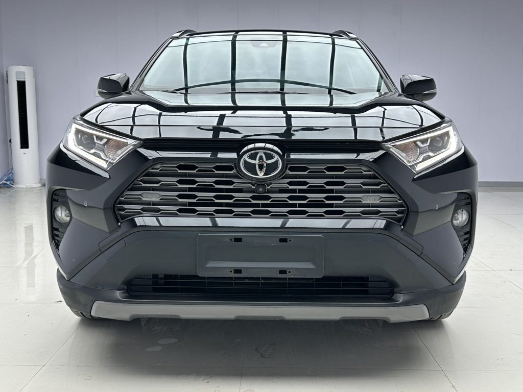 RAV4 2020 2.0L CVT 2WD Premium Edition - Huishida Trading