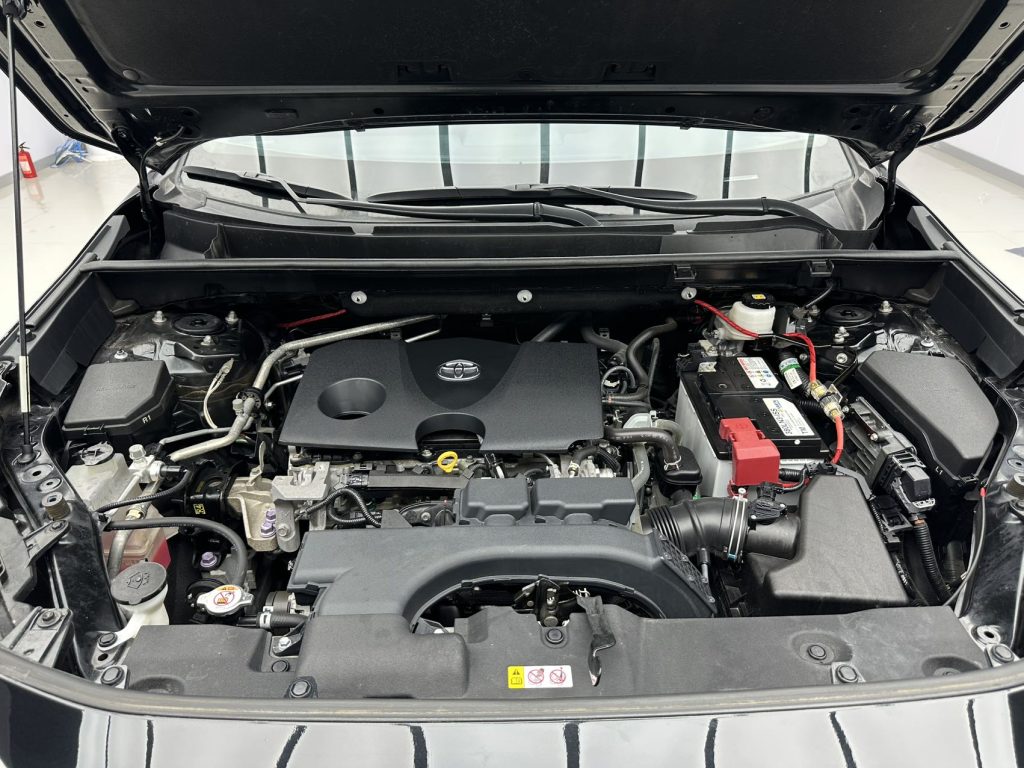 RAV4 2020 2.0L CVT 2WD Premium Edition - Huishida Trading