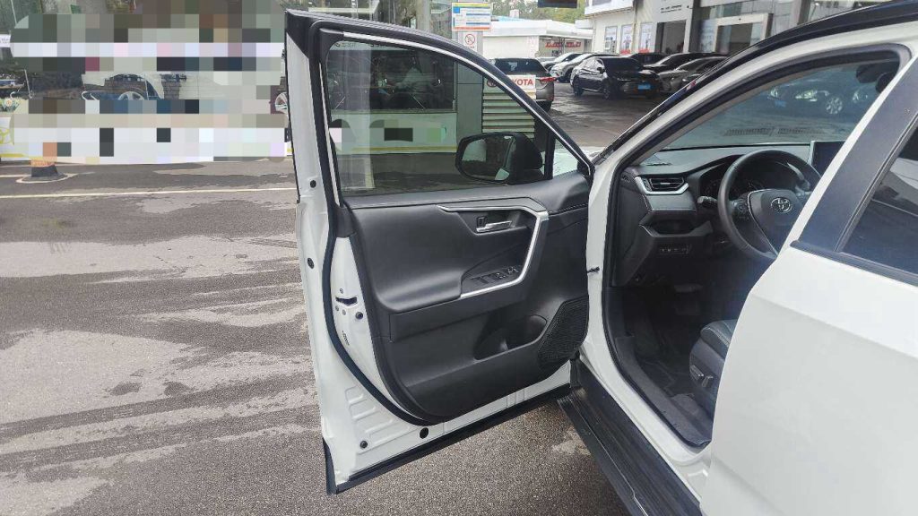RAV4 2022 Twin Engine 2.5L E-CVT 4WD Elite Plus Edition - Huishida Trading