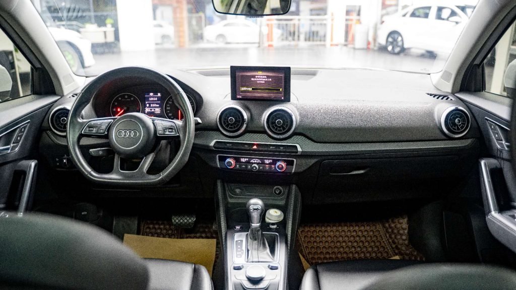 AUDI Q2L 2022 35 TFSI Агрессивный Элегантный - Huishida Trading
