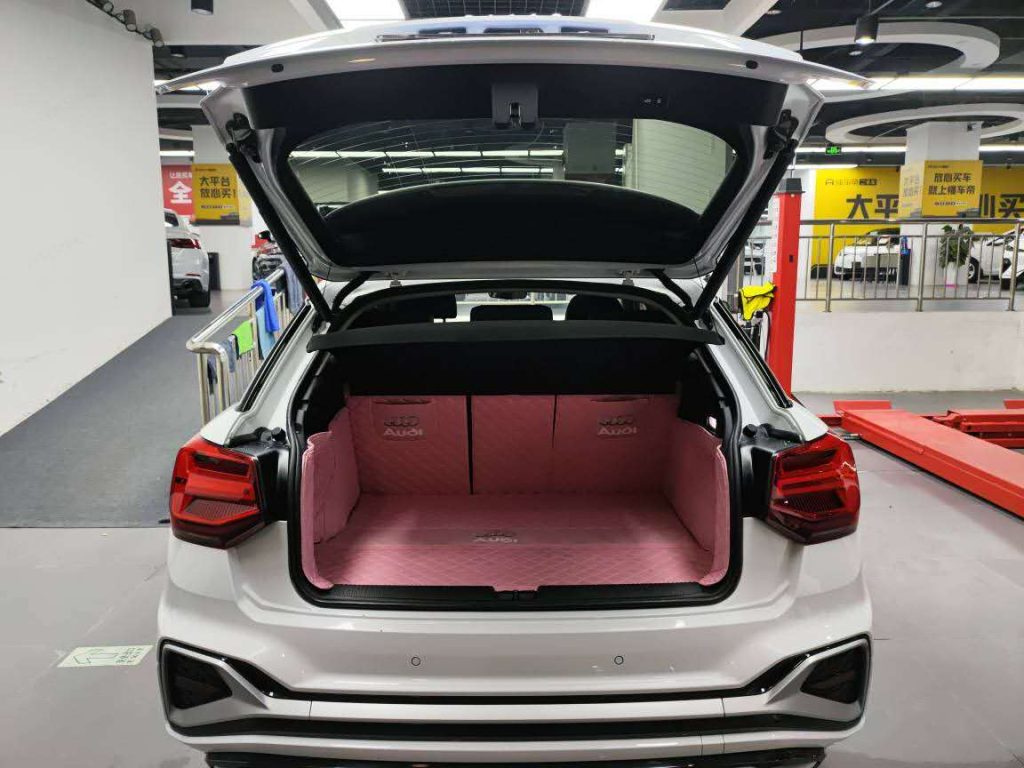 AUDI Q2L 2022 35 TFSI Агрессивный Элегантный - Huishida Trading
