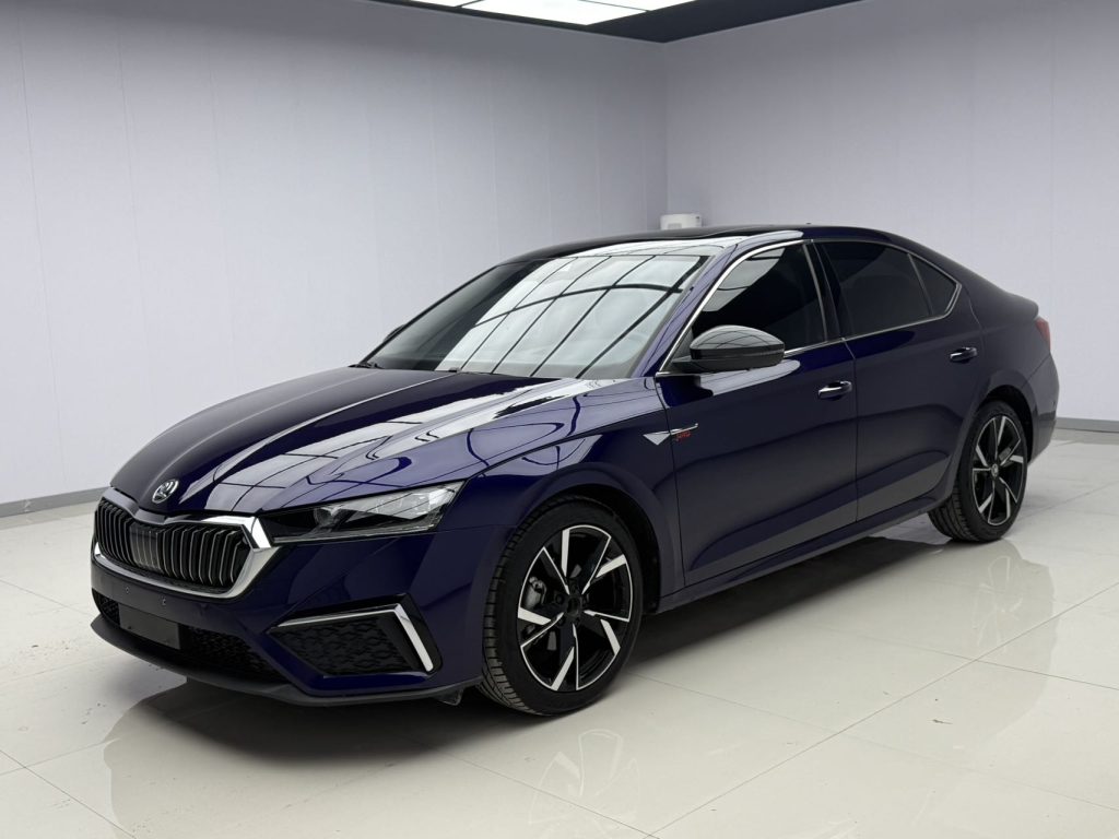 Octavia 2021 PRO TSI 280 DSG Signature Edition - Huishida Trading