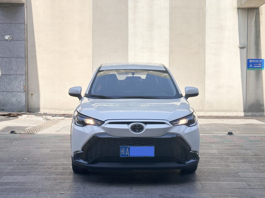 Toyota Frontlander 2022 2.0L CVT Elite - Huishida Trading