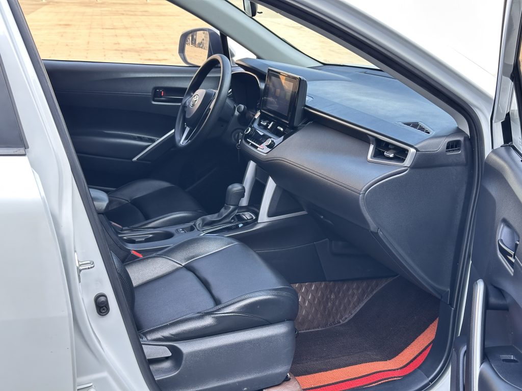 Toyota Frontlander 2022 2.0L CVT Elite - Huishida Trading