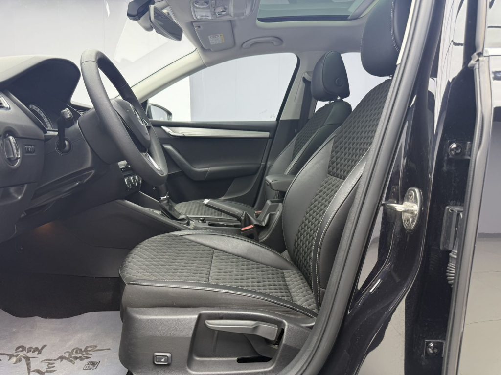 Octavia 2020 TSI230DSG Intelligent Luxury Edition - Huishida Trading