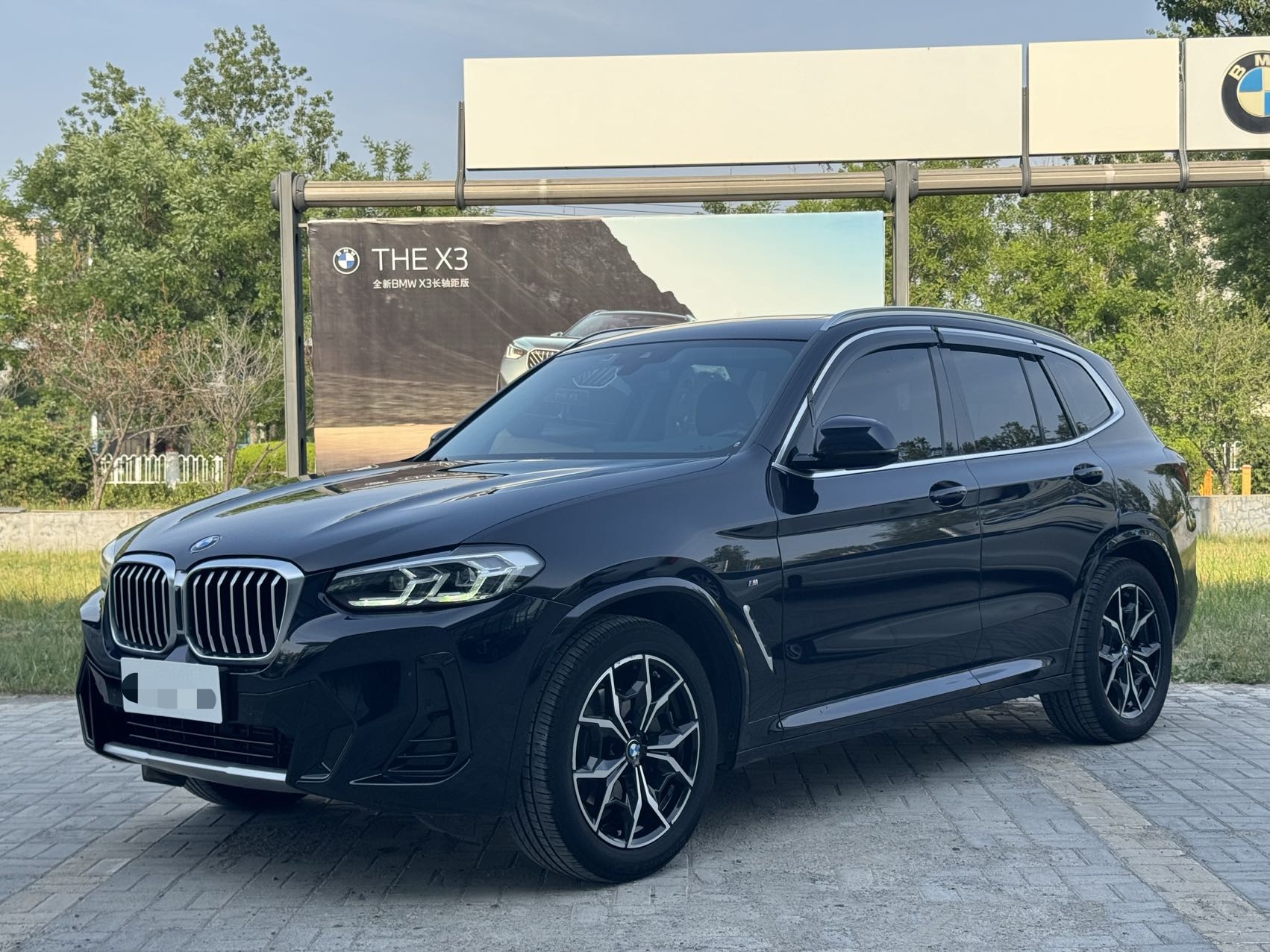 BMW x3 2022 xDrive25iM Спортивный пакет