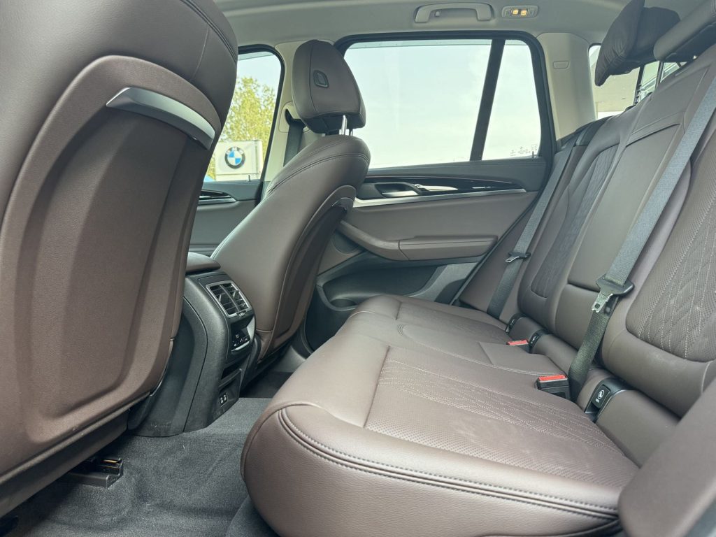 BMW x3 2022 xDrive25iM Спортивный пакет - Huishida Trading