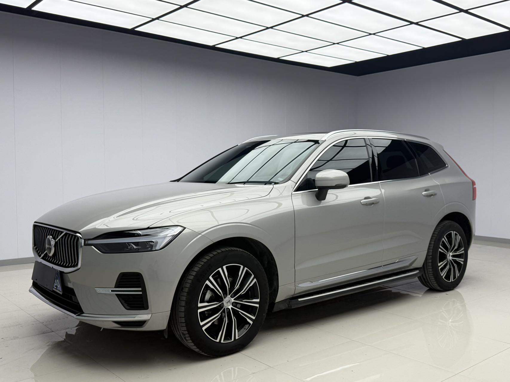 Volvo xc60 2022 B5 4WD Smart Vision Deluxe