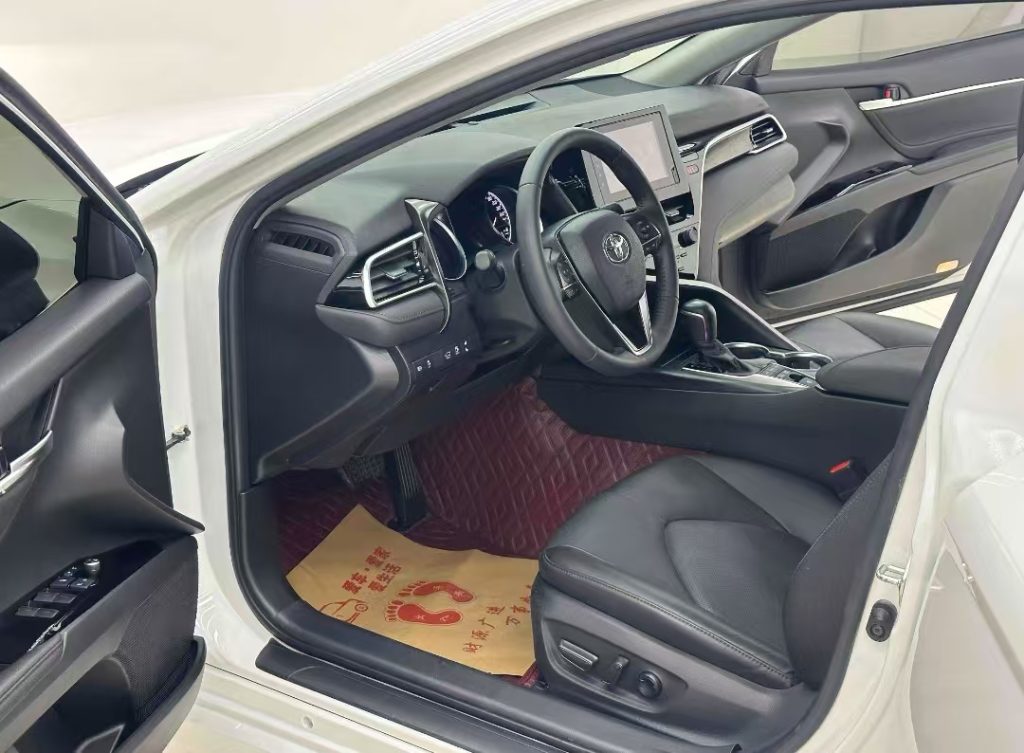 Toyota Camry 2021 Twin Engine 2.5HGVP Leader - Huishida Trading