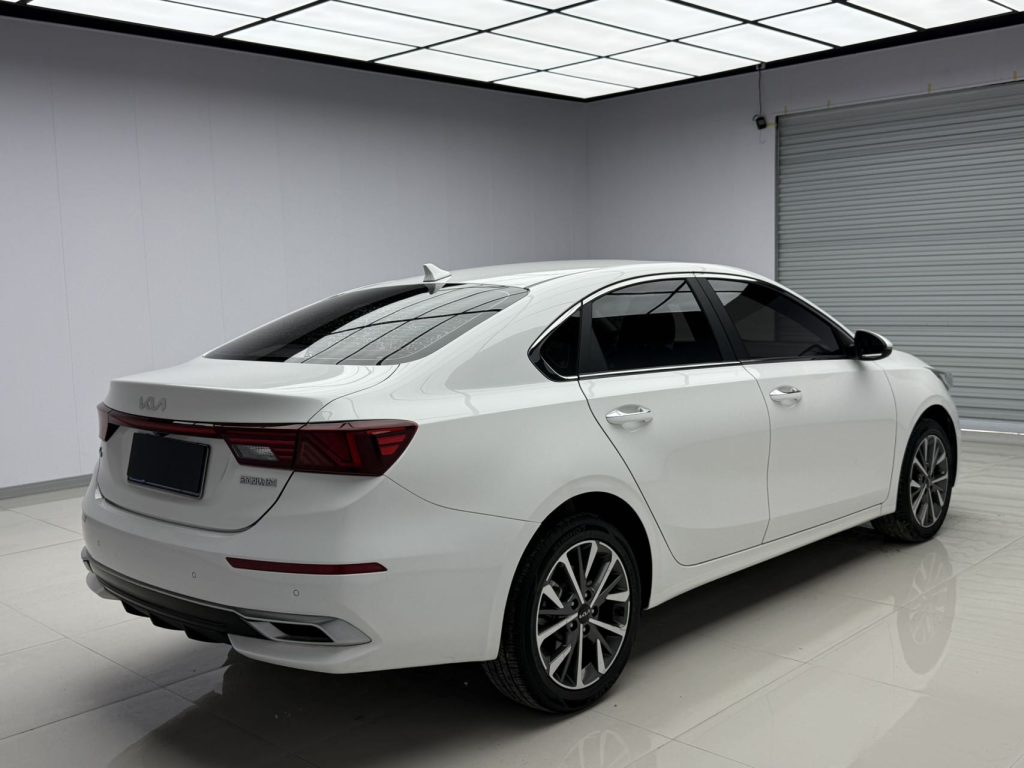 kia k3 2021 1.5L CVT Fashion Edition - Huishida Trading