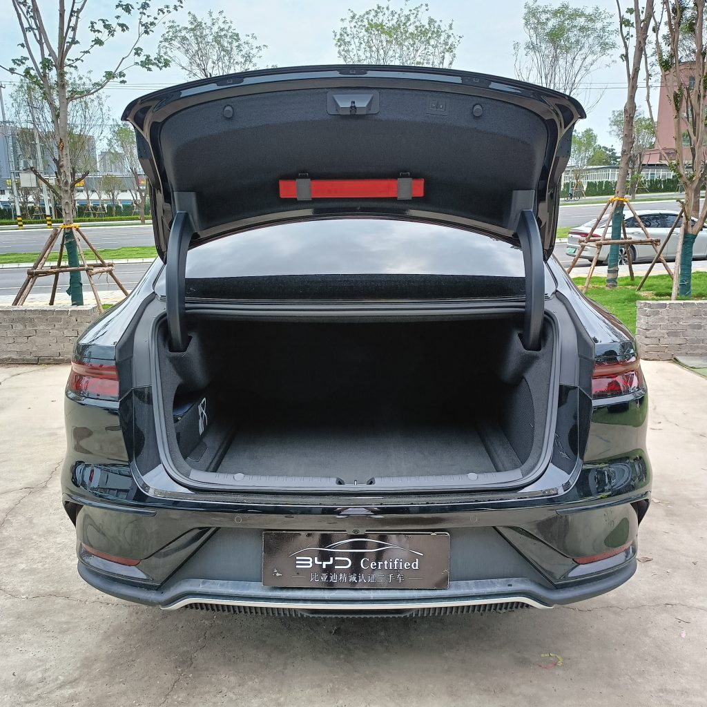 BYD Han 2022 DM-i 121KM Premium - Huishida Trading