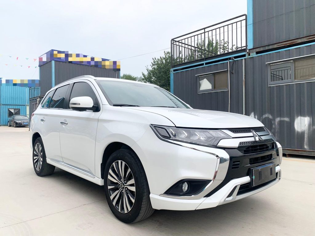 Outlander 2021 2.4L 4WD Enjoy Edition 7-местный - Huishida Trading