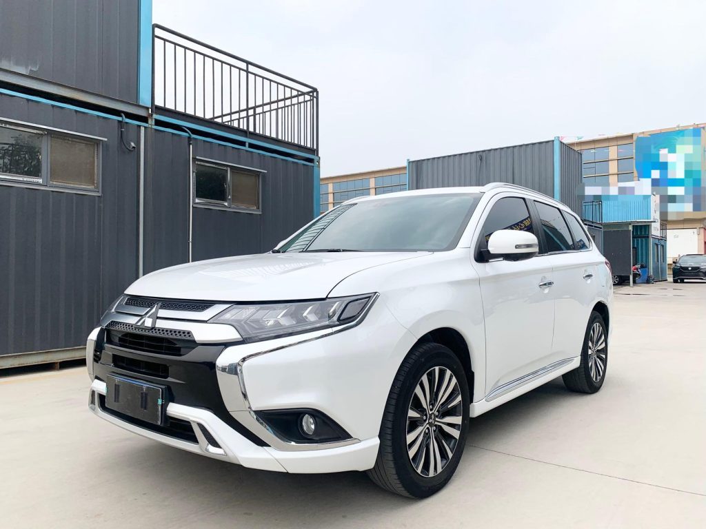 Outlander 2021 2.4L 4WD Enjoy Edition 7-местный - Huishida Trading