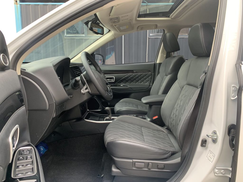 Outlander 2021 2.4L 4WD Enjoy Edition 7-местный - Huishida Trading
