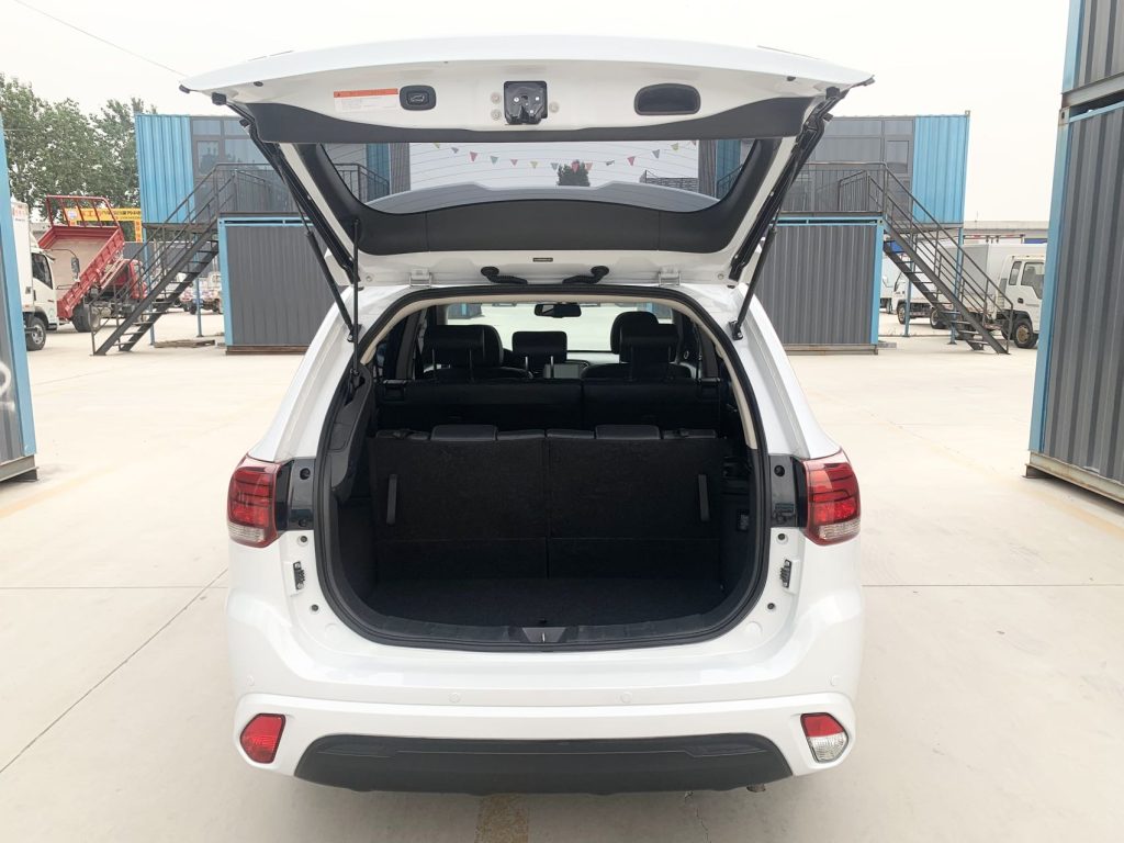Outlander 2021 2.4L 4WD Enjoy Edition 7-местный - Huishida Trading