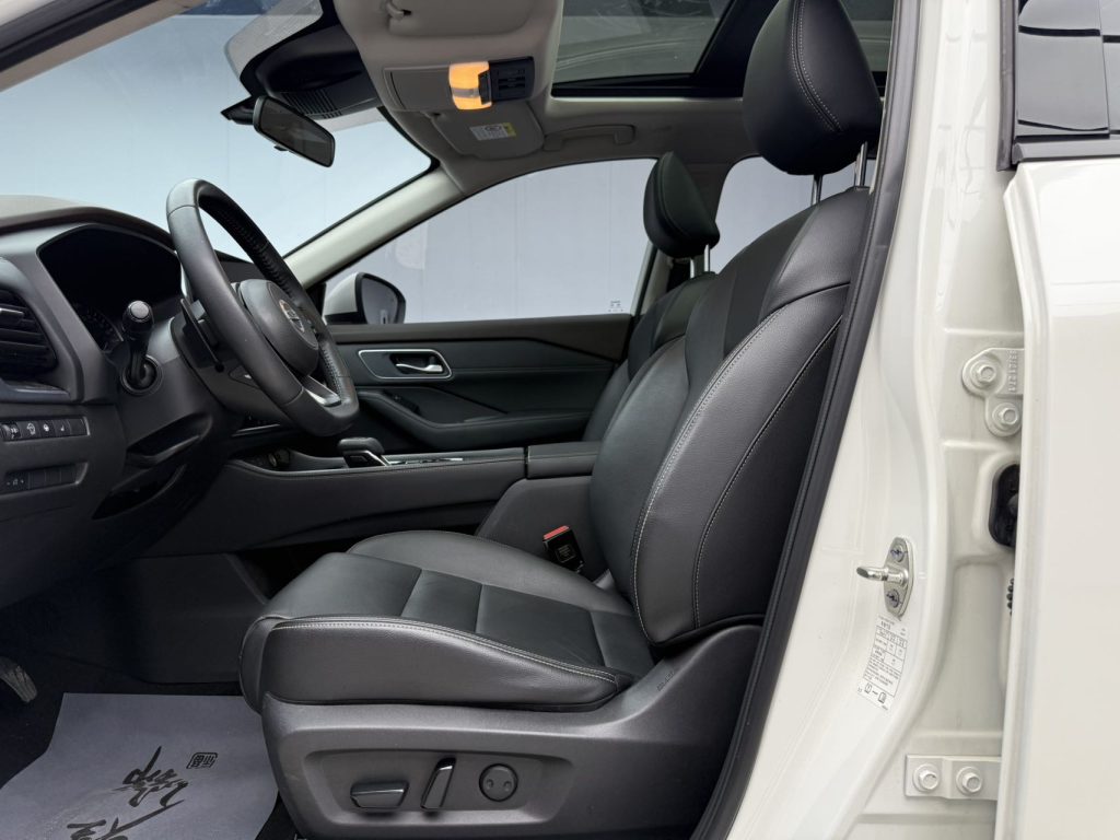 Nissan X-Trail 2021 VC-Turbo300 CVT 2WD Luxury Edition - Huishida Trading