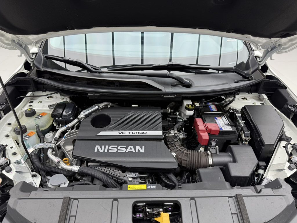 Nissan X-Trail 2021 VC-Turbo300 CVT 2WD Luxury Edition - Huishida Trading
