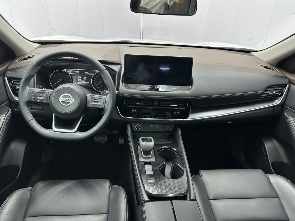 Nissan X-TRAIL 2021 VC-Turbo 300 CVT 2WD Deluxe - Huishida Trading