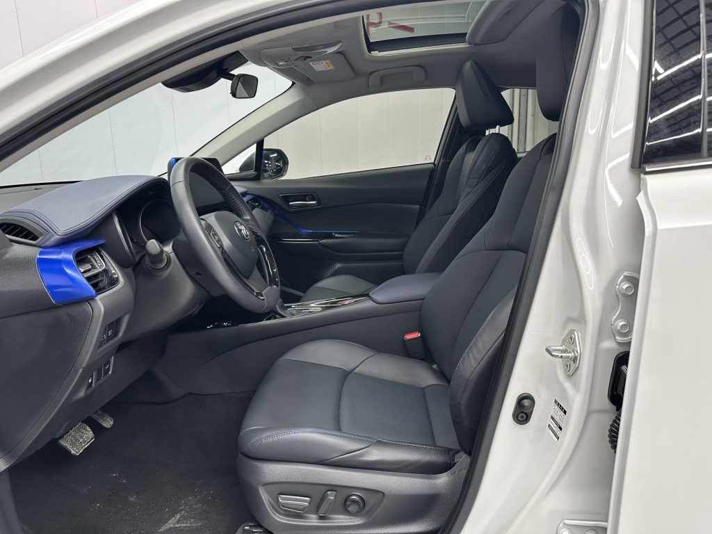 Toyota C-HR 2021 2.0L Deluxe - Huishida Trading