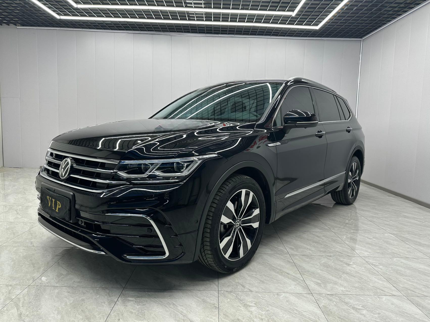 Volkswagen Tiguan- L  2022 330TSI Auto 2WD R-Line Flagship Edition