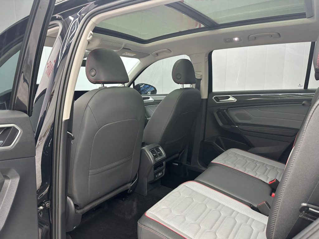 Volkswagen Tiguan- L 2022 330TSI Auto 2WD R-Line Flagship Edition - Huishida Trading