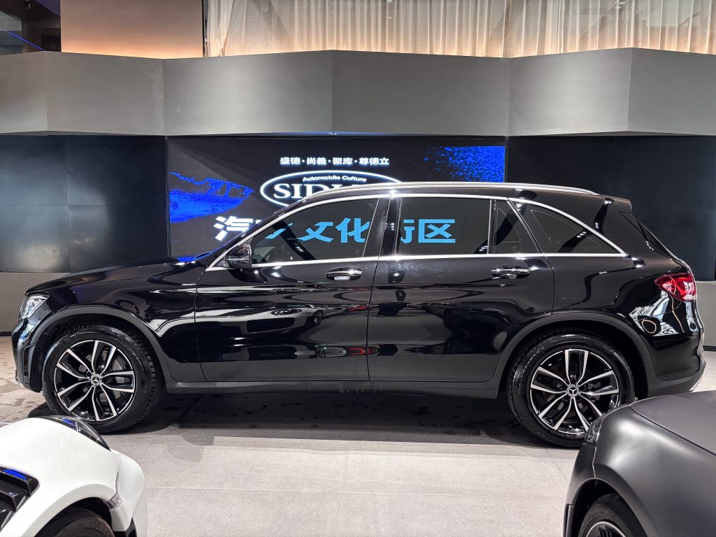 Mercedes-Benz GLC 260 2022 GLC 260 L 4MATIC Luxury - Huishida Trading
