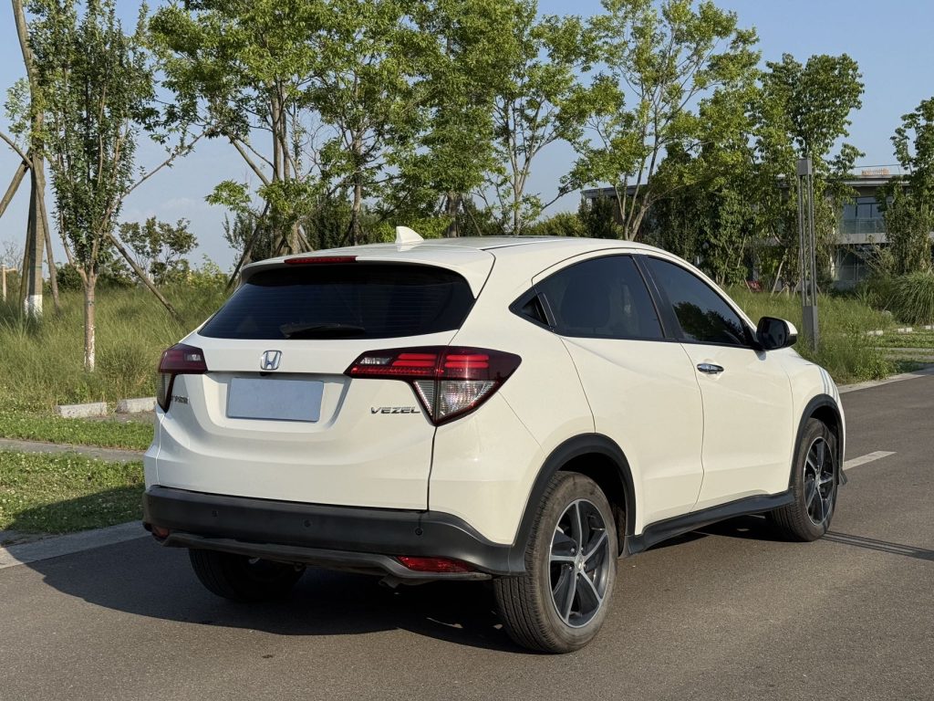 VEZEL 2020 1.5L CVT Luxury Edition - Huishida Trading